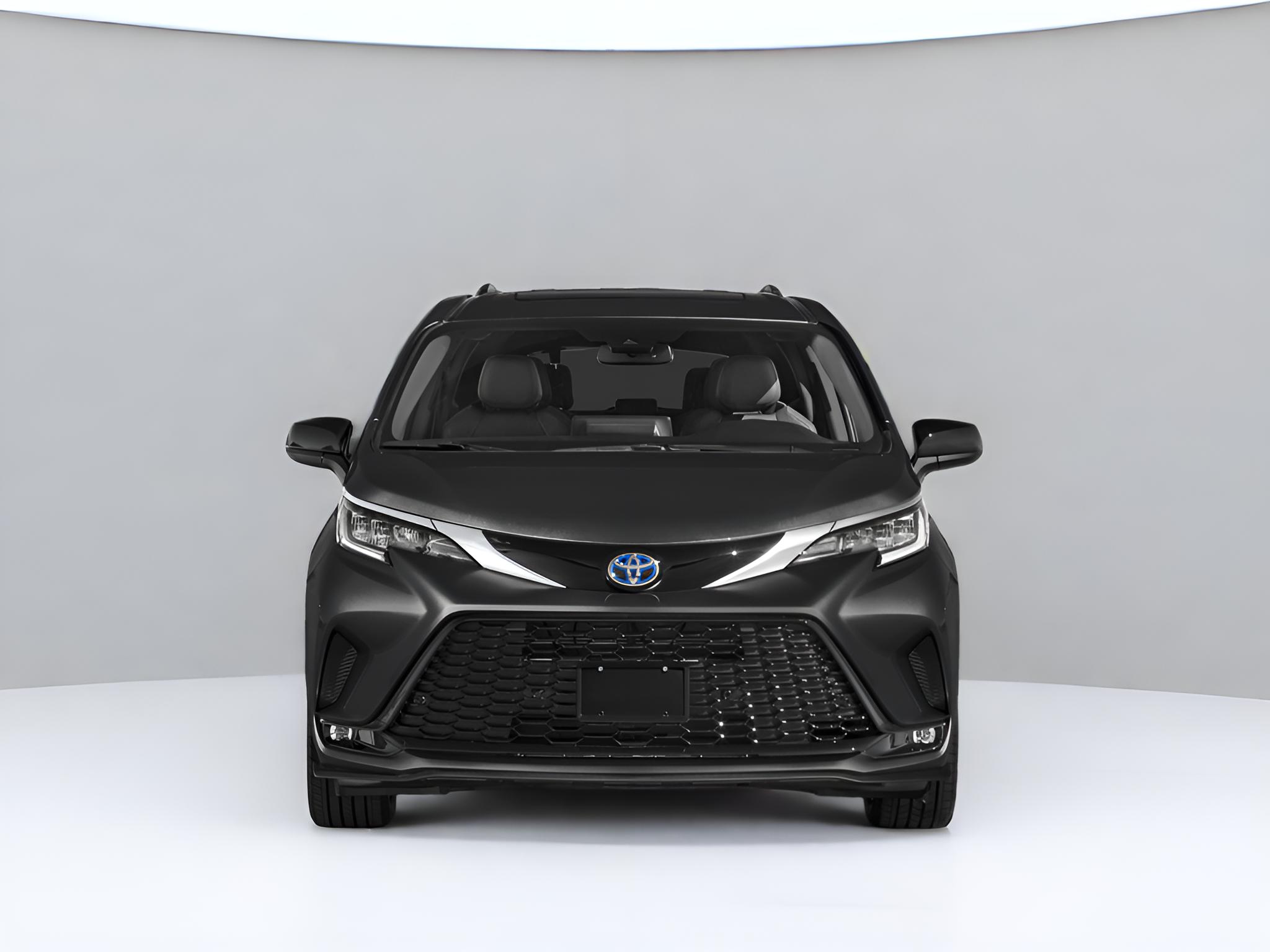 2023 Toyota Sienna XSE 7 Passenger