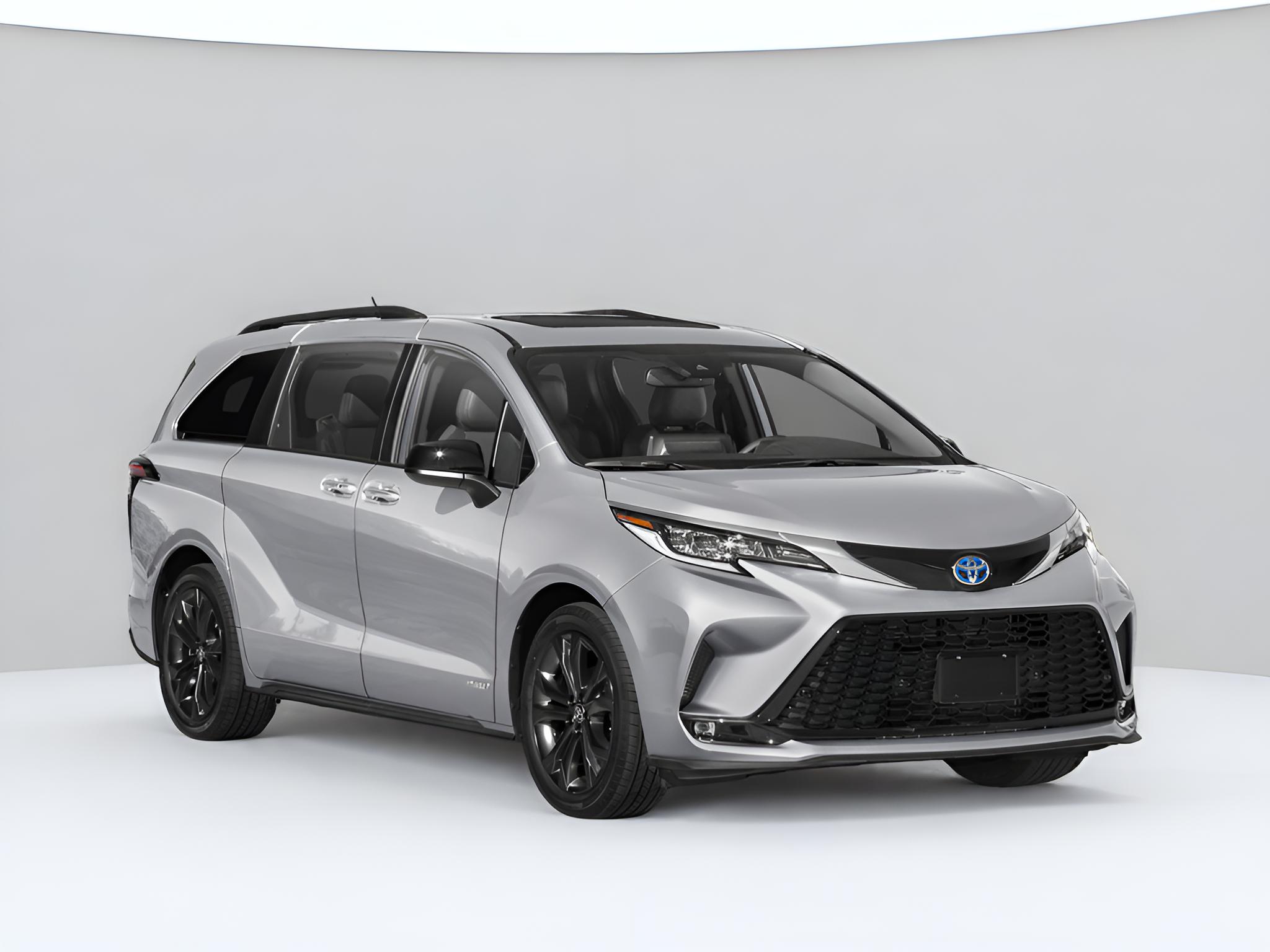 2023 Toyota Sienna XSE 7 Passenger