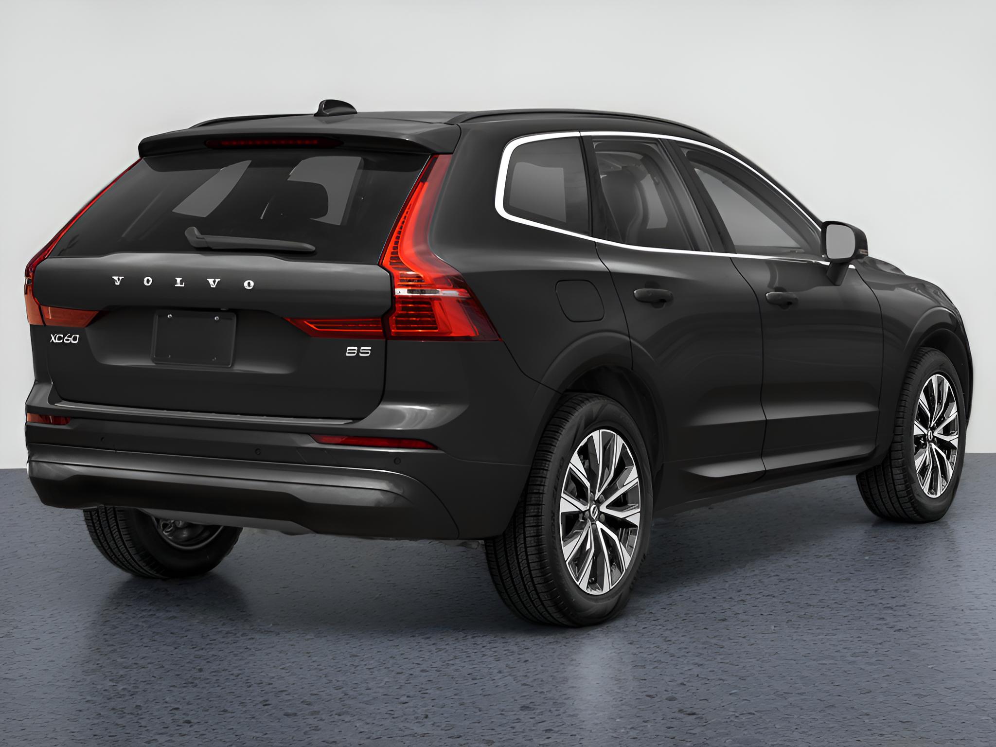 2023 Volvo XC60 B5 Plus Dark Theme