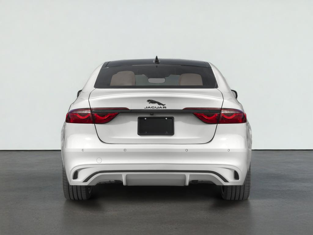 2024 Jaguar XF R-Dynamic SE