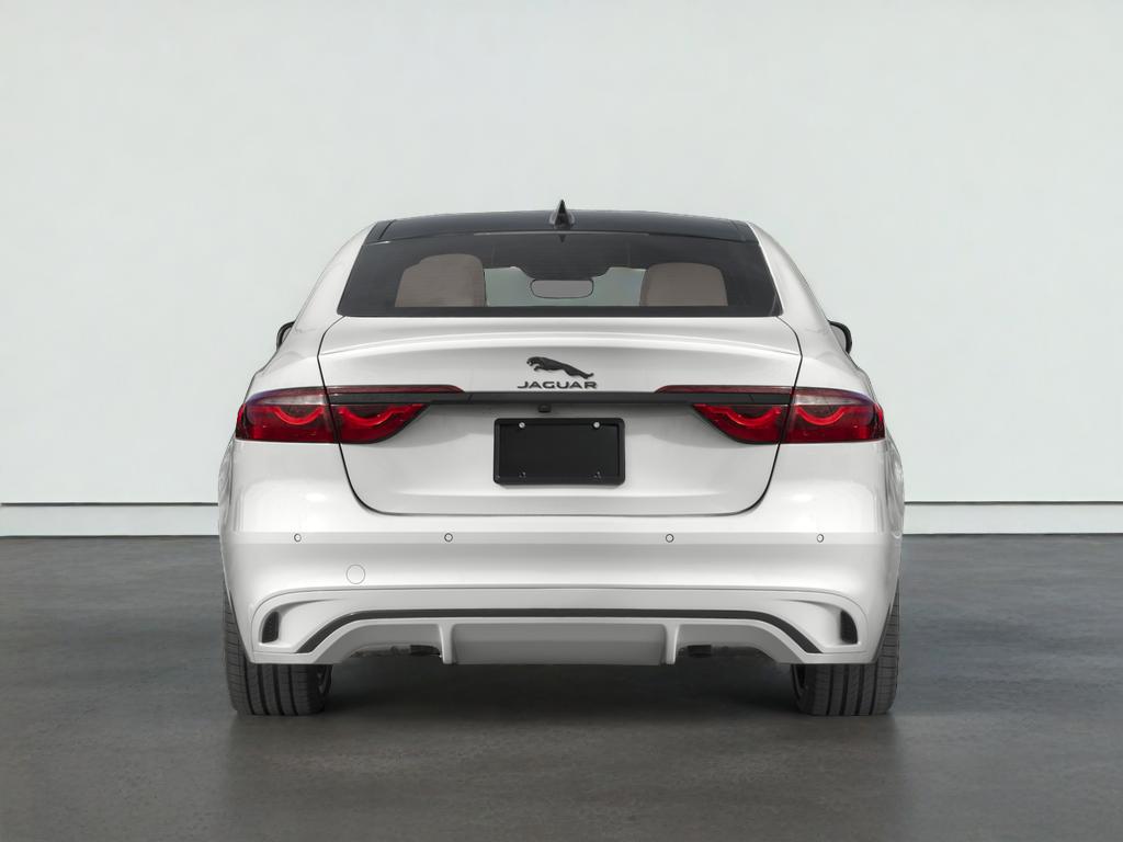 2024 Jaguar XF R-Dynamic SE