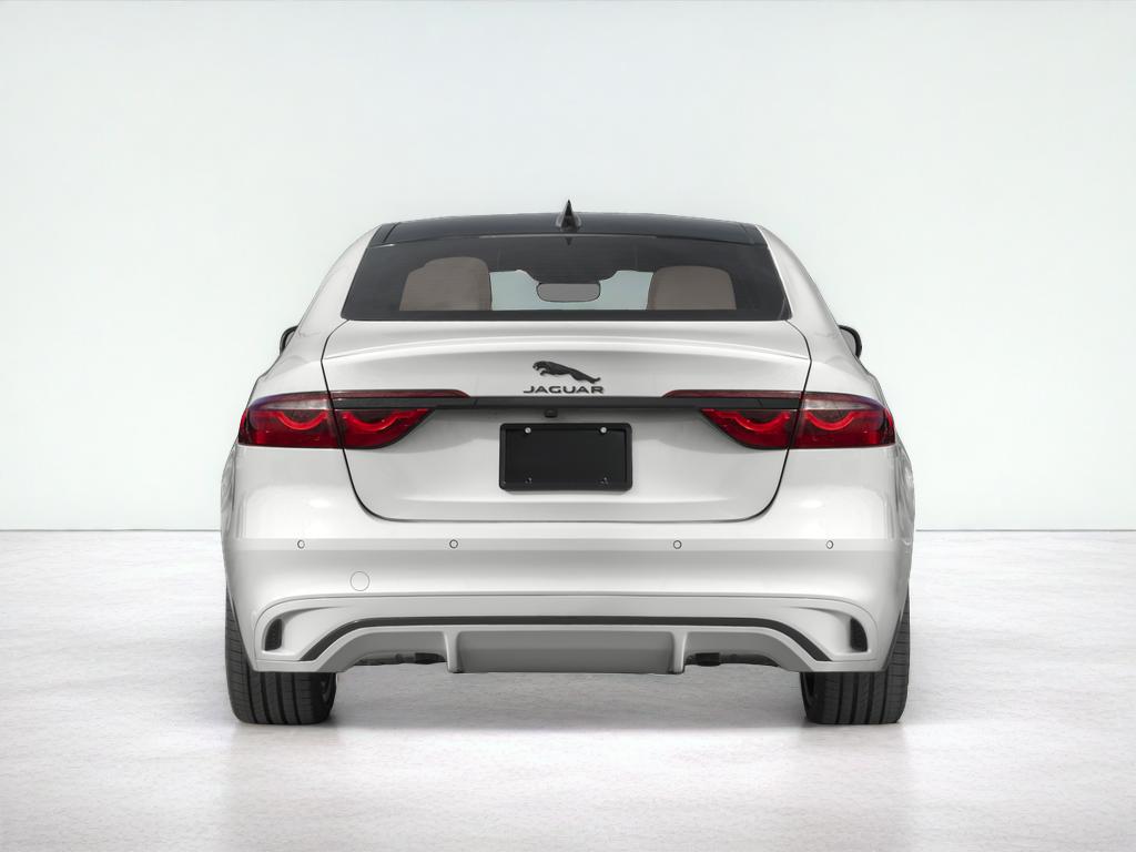 2024 Jaguar XF R-Dynamic SE