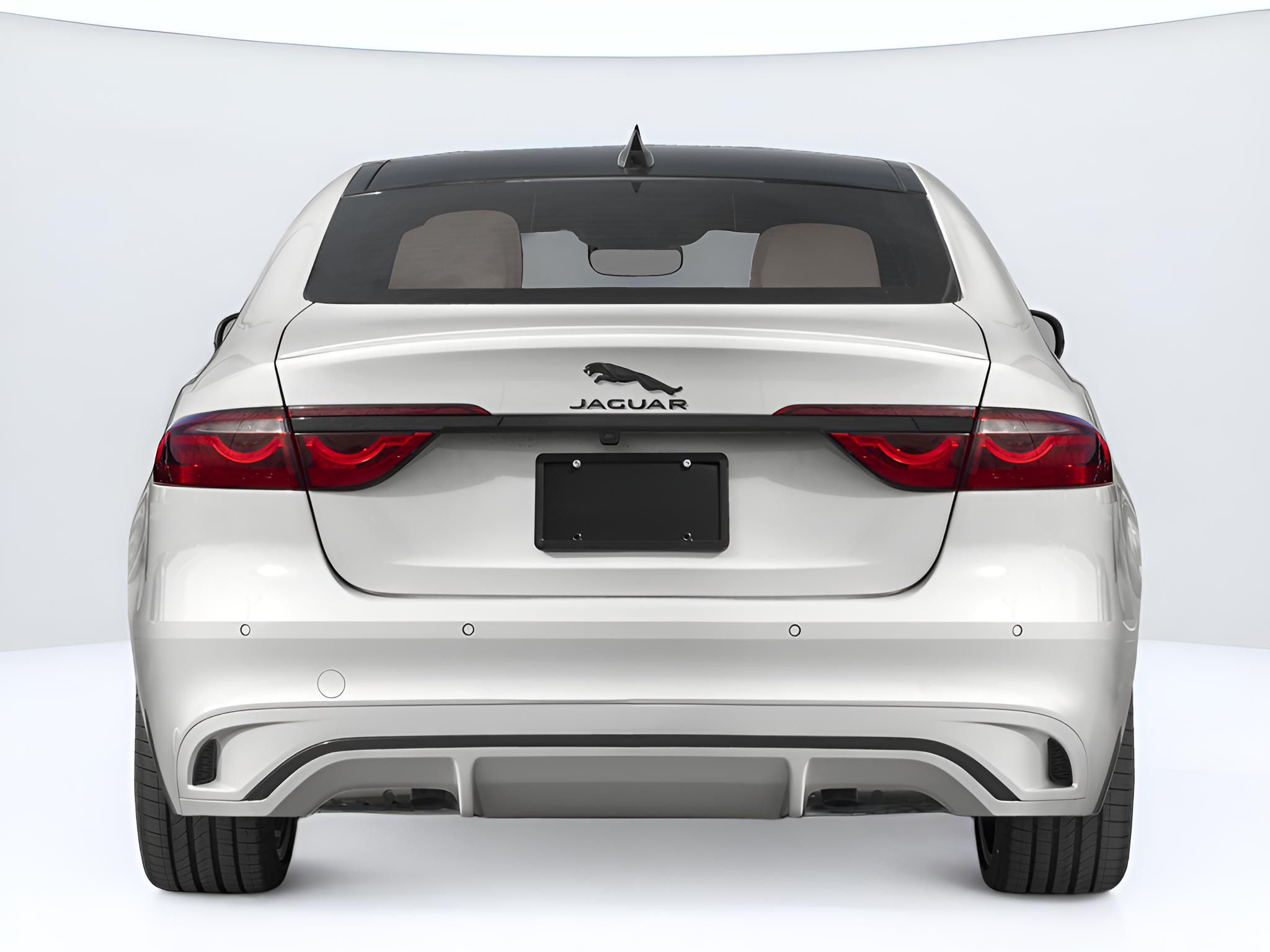 2024 Jaguar XF R-Dynamic SE