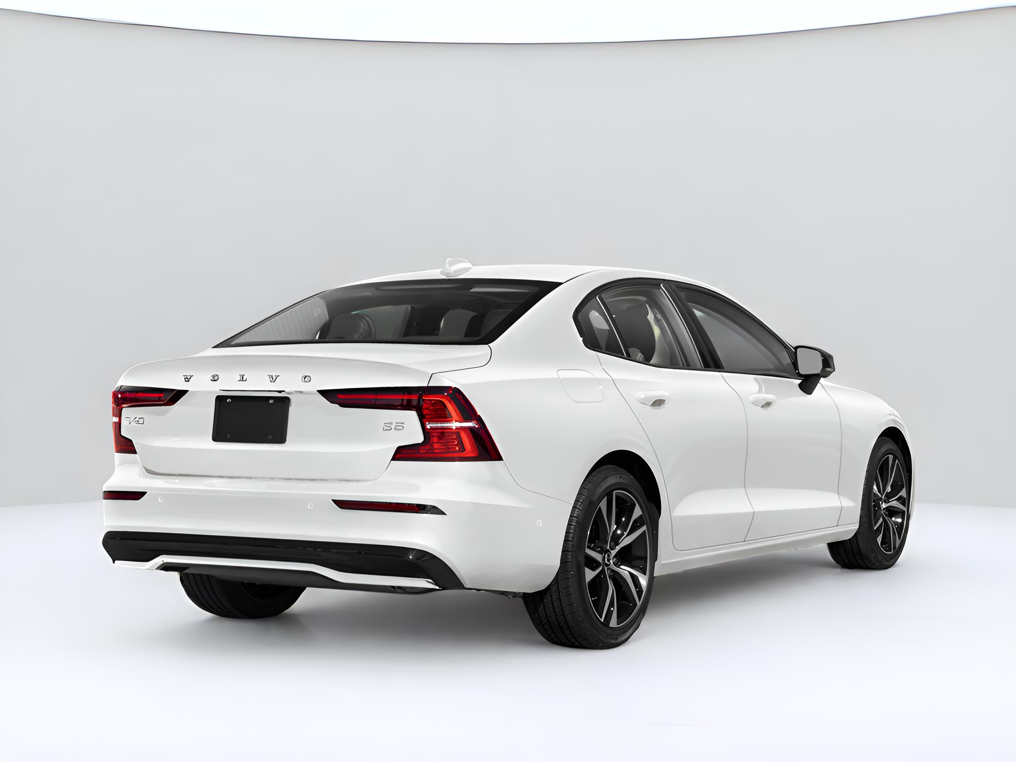 2024 Volvo S60 Core Dark Theme