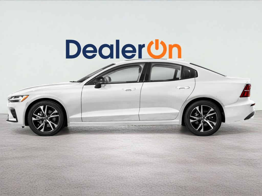 2024 Volvo S60 B5 Plus Dark Theme