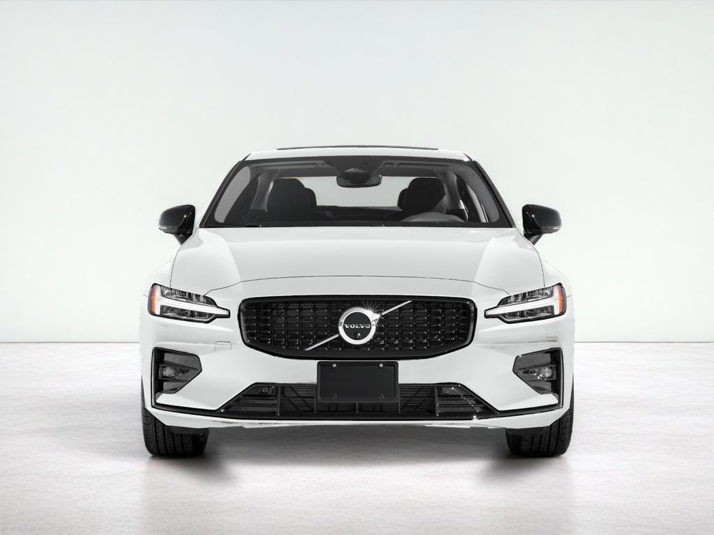 2024 Volvo S60 B5 Plus Dark Theme