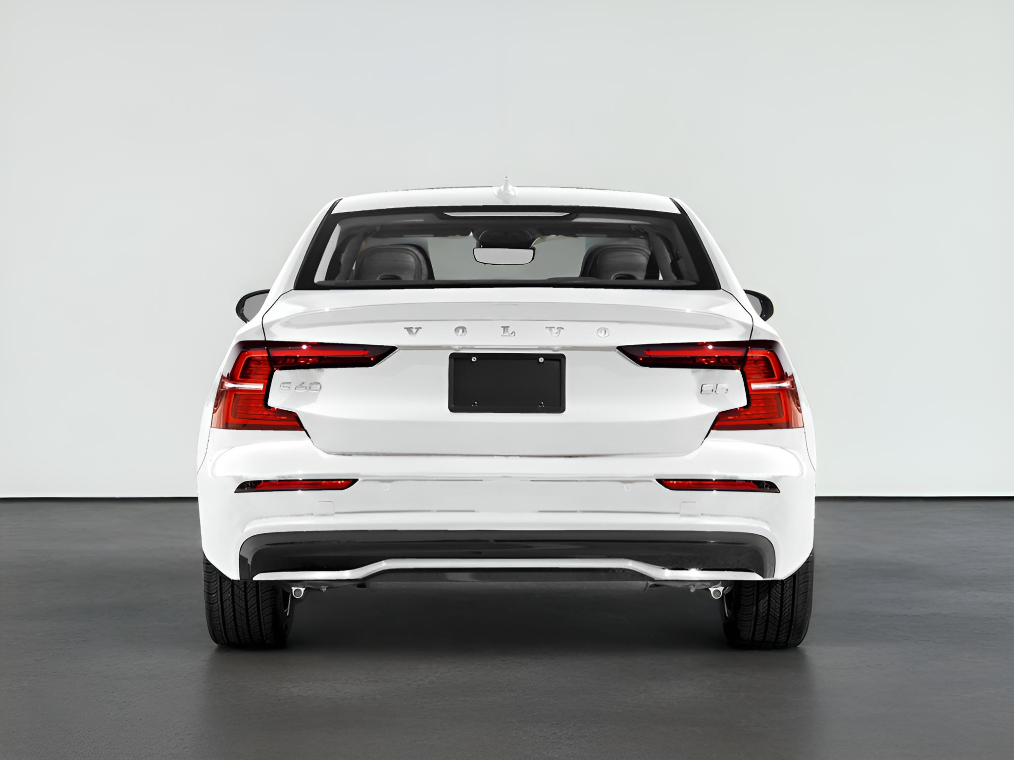 2024 Volvo S60 Ultimate Dark Theme