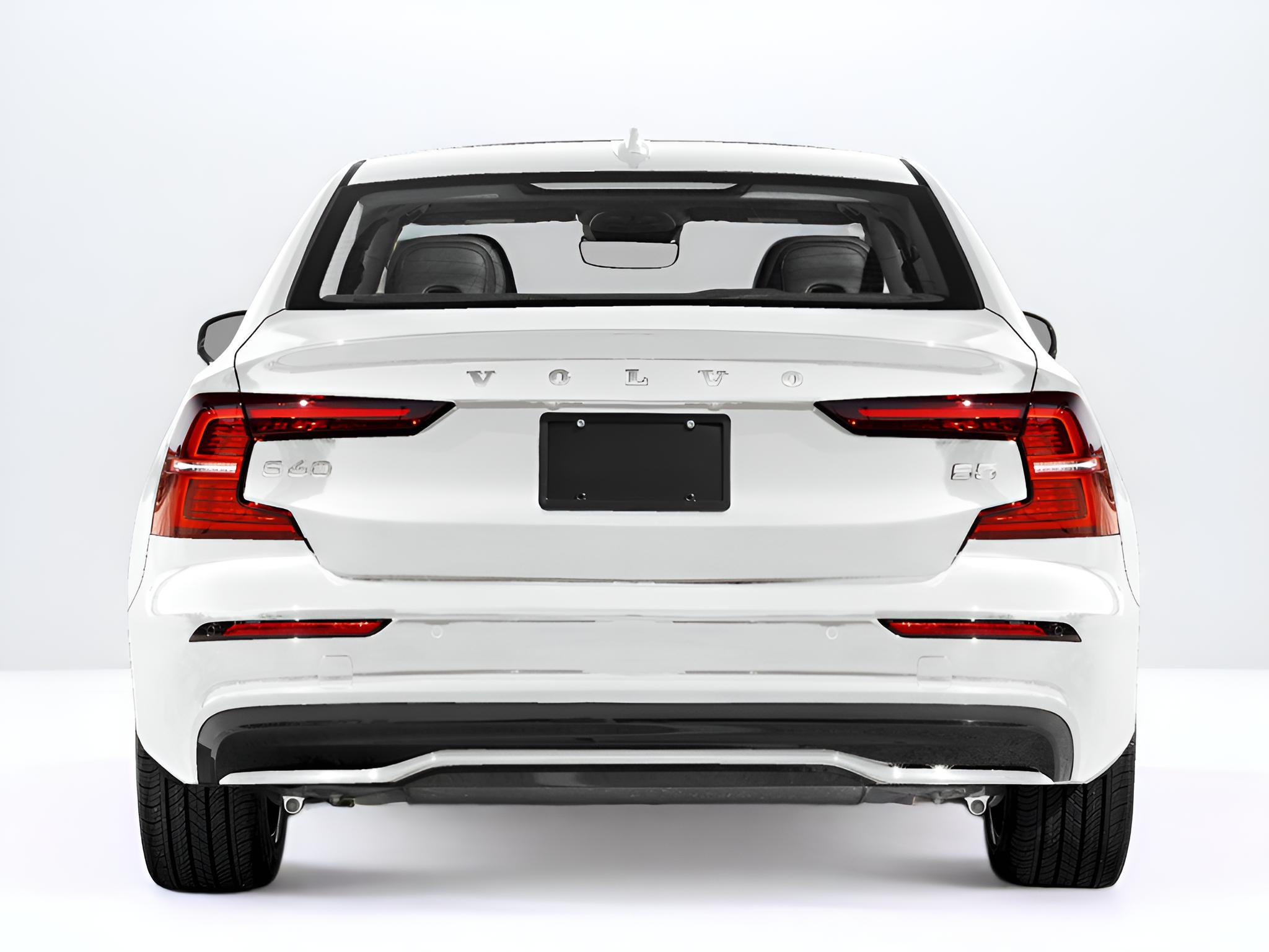 2024 Volvo S60 Core Dark Theme