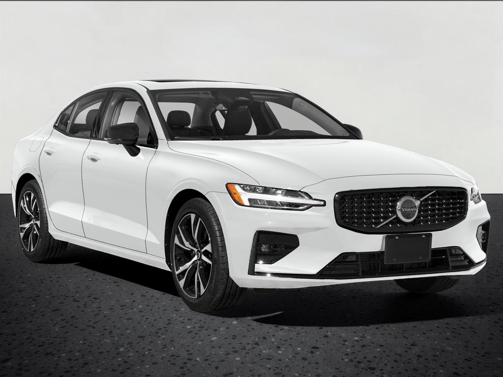 2024 Volvo S60 B5 Plus Dark Theme