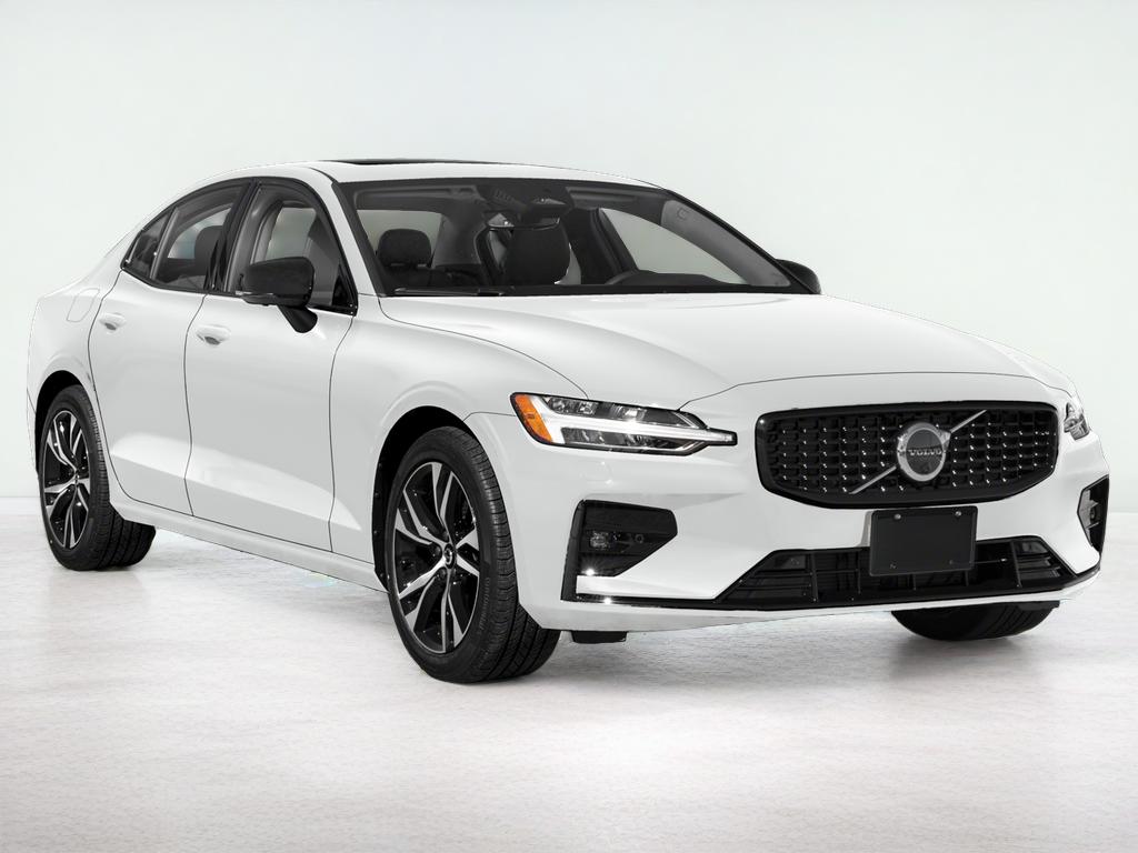 2024 Volvo S60 Core Dark Theme