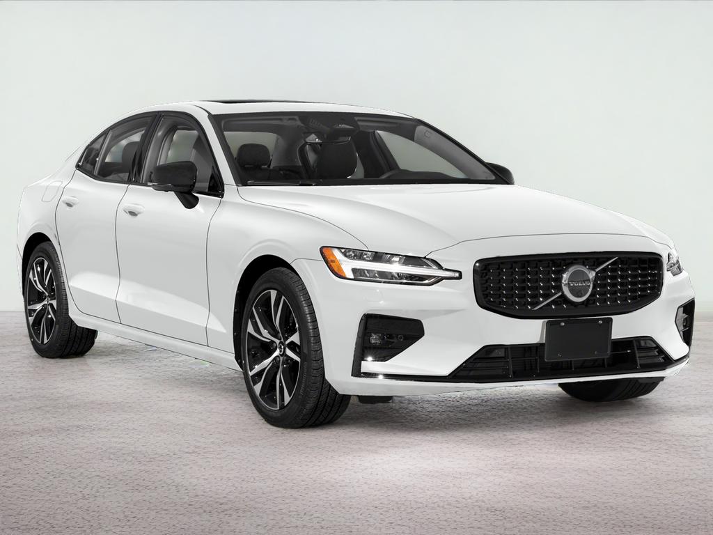2024 Volvo S60 Core Dark Theme