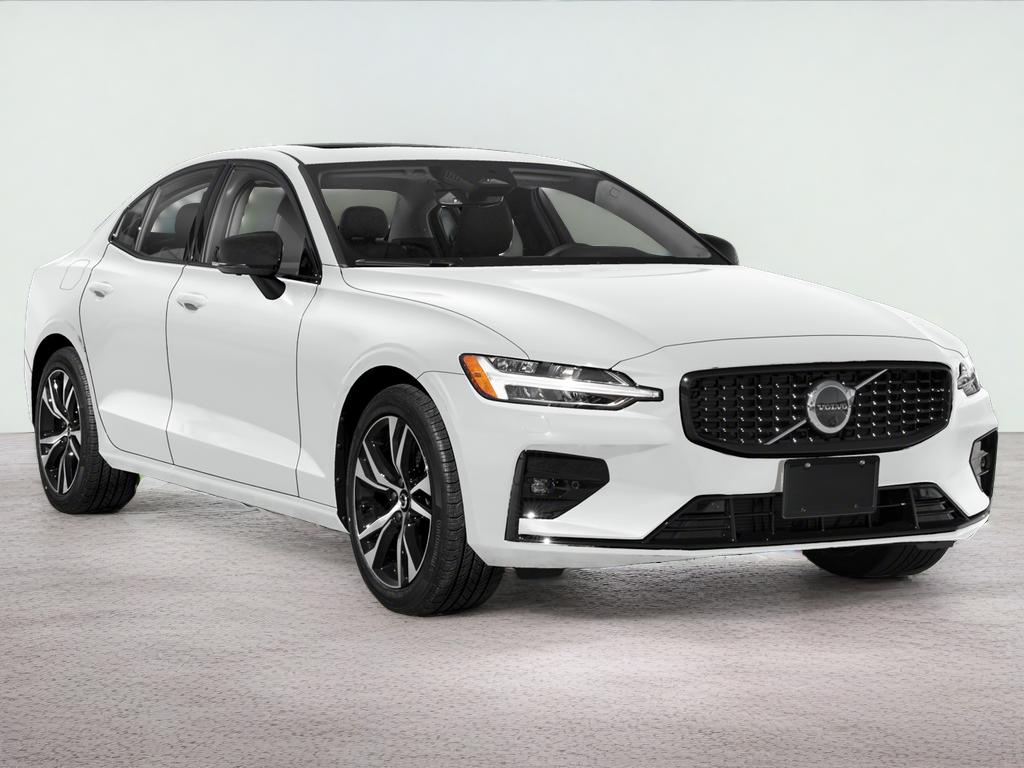 2024 Volvo S60 Core Dark Theme