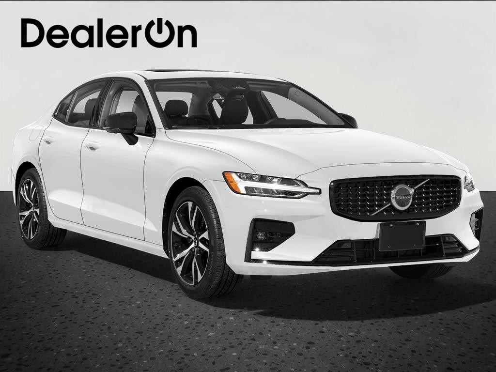 2024 Volvo S60 Core Dark Theme
