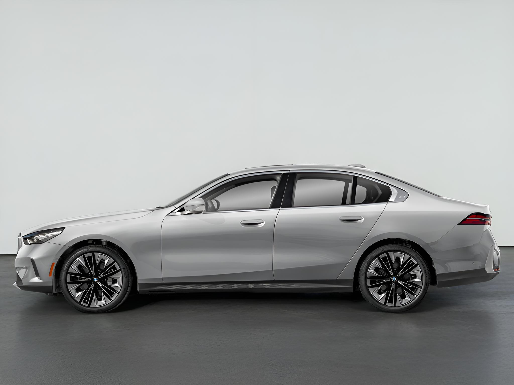 2025 BMW 5 Series 530i