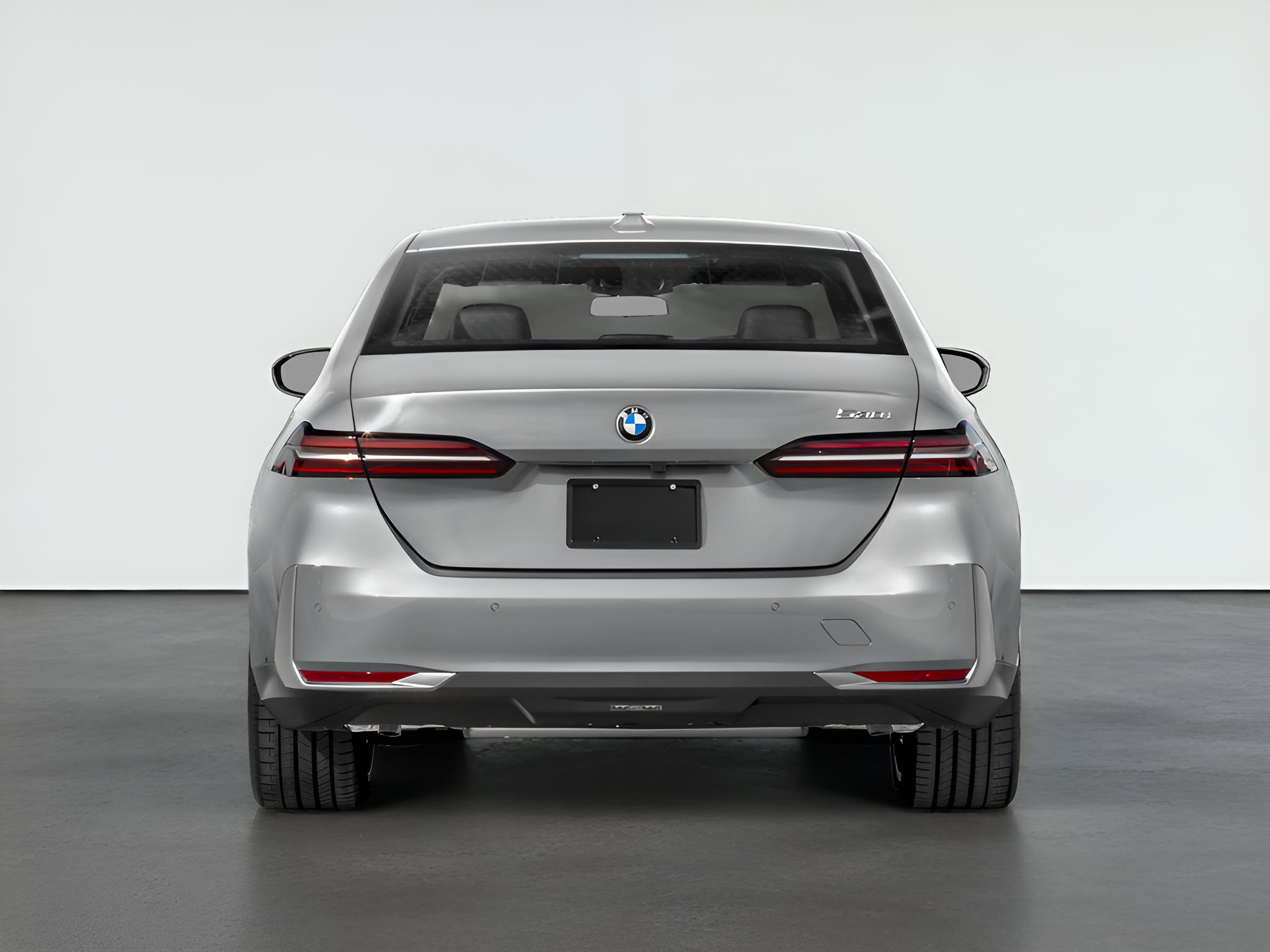 2025 BMW 5 Series 530i