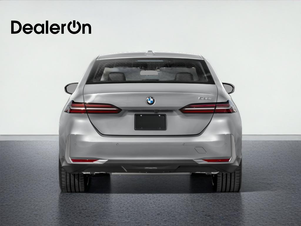 2025 BMW 5 Series 530i