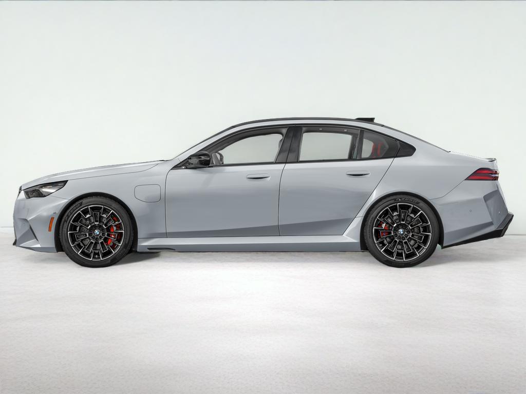 2025 BMW M5 Base
