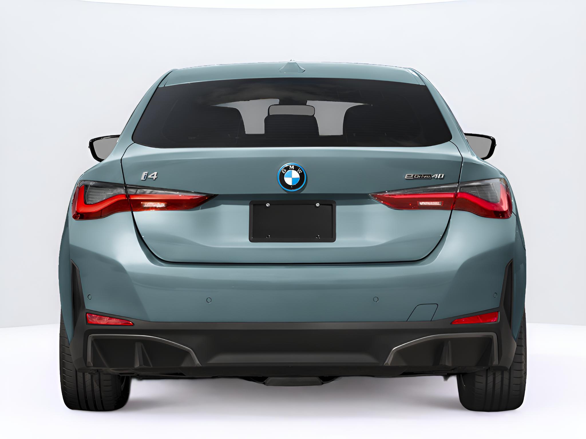 2025 BMW i4 eDrive40