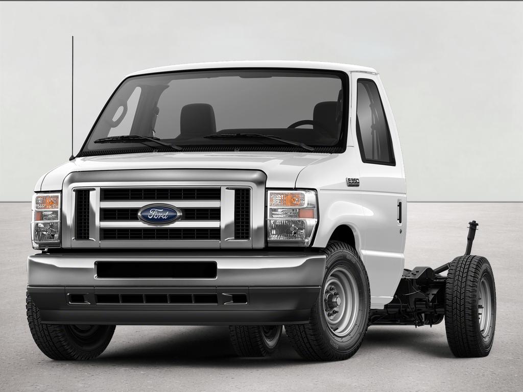 2025 Ford E-Series Cutaway Base Cutaway