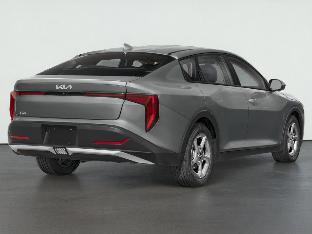 2025 Kia K4 LXS FWD