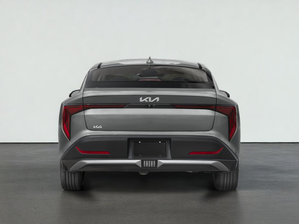 2025 Kia K4 LXS FWD