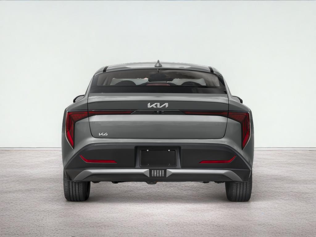 2025 Kia K4 LXS FWD