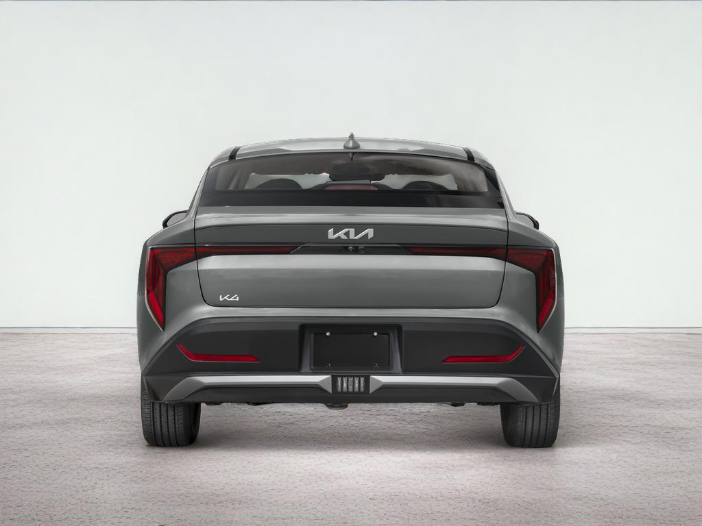2025 Kia K4 LXS FWD