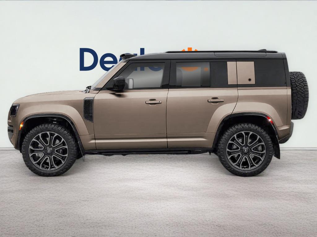 2025 Land Rover Defender OCTA