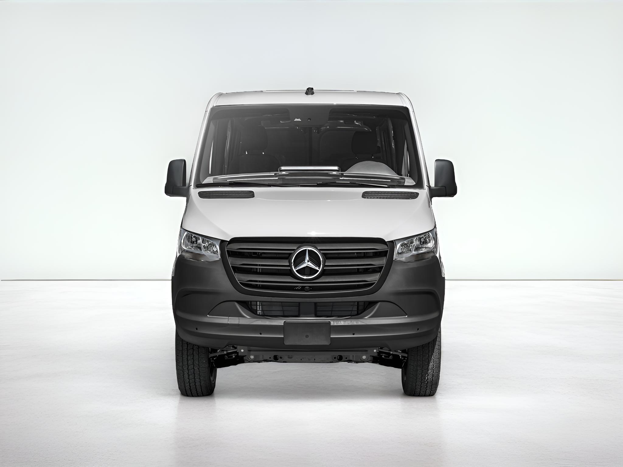 2025 Mercedes-Benz Sprinter Cargo Van Cargo 144 WB