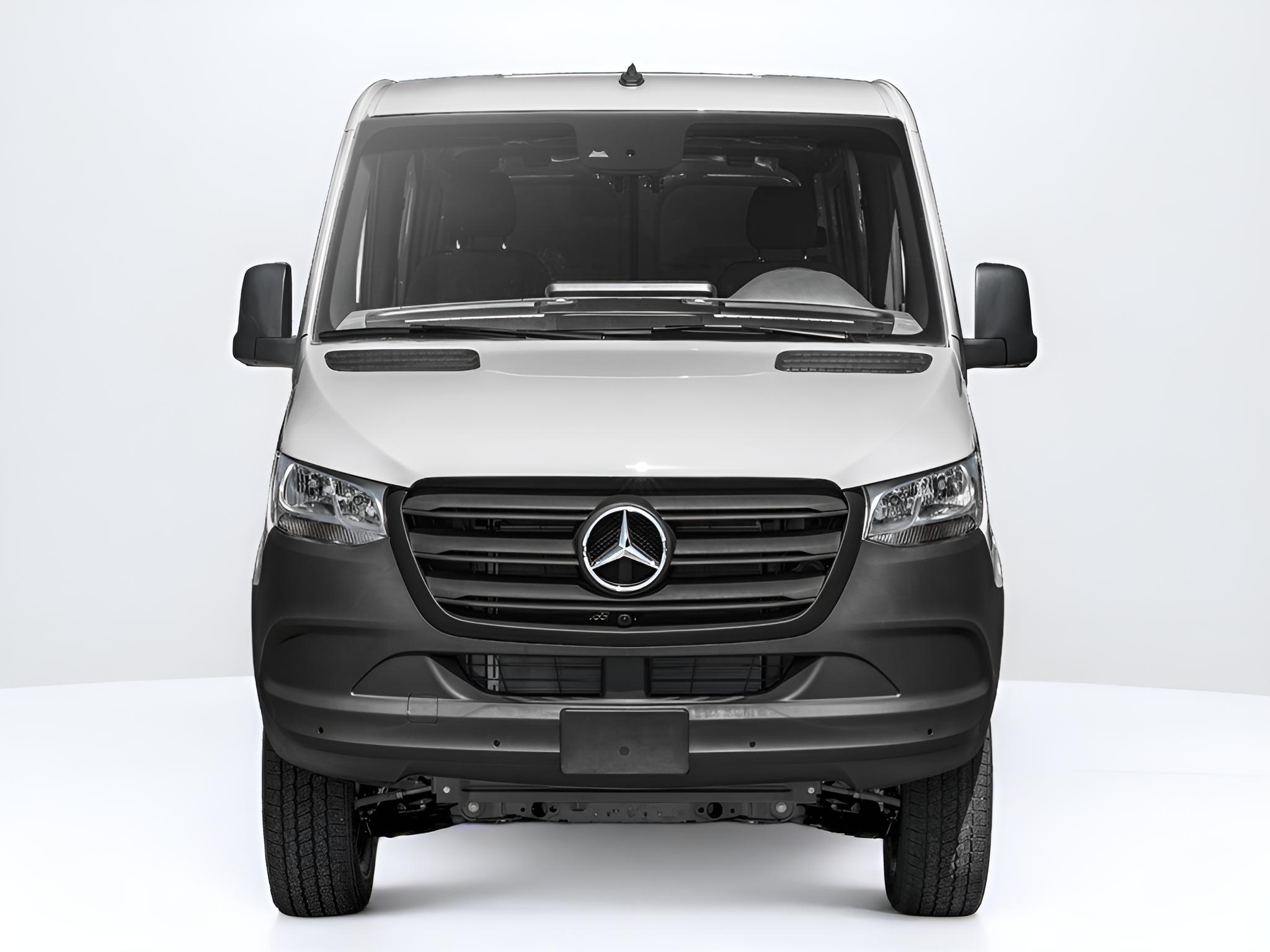 2025 Mercedes-Benz Sprinter Cargo Van Cargo 144 WB