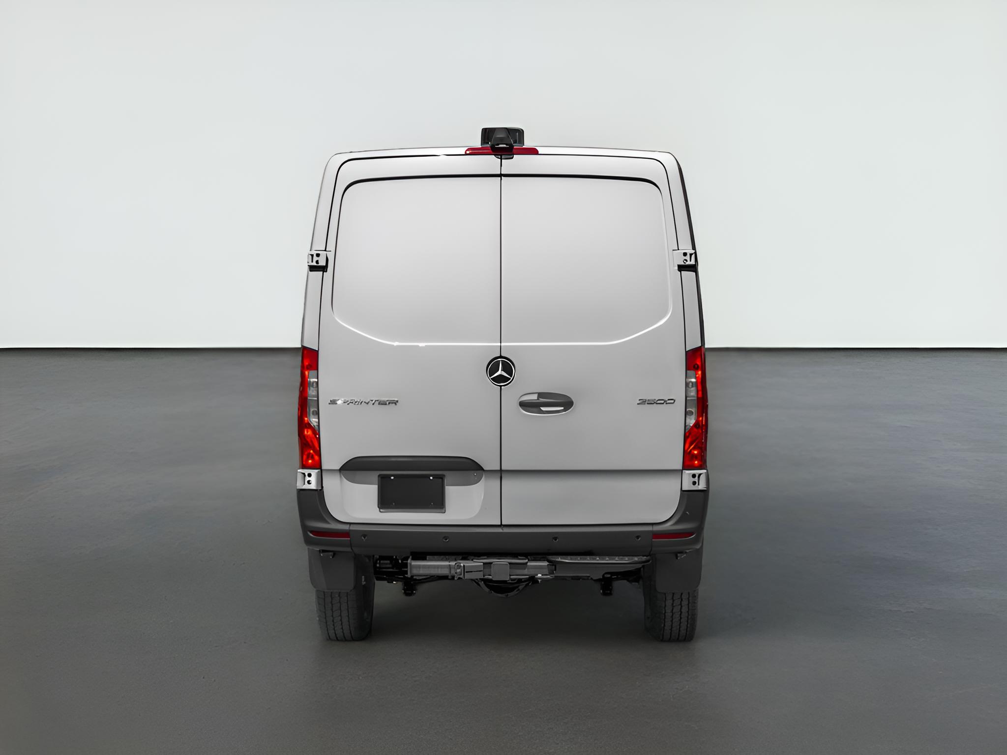 2025 Mercedes-Benz Sprinter Cargo Van Cargo 144 WB