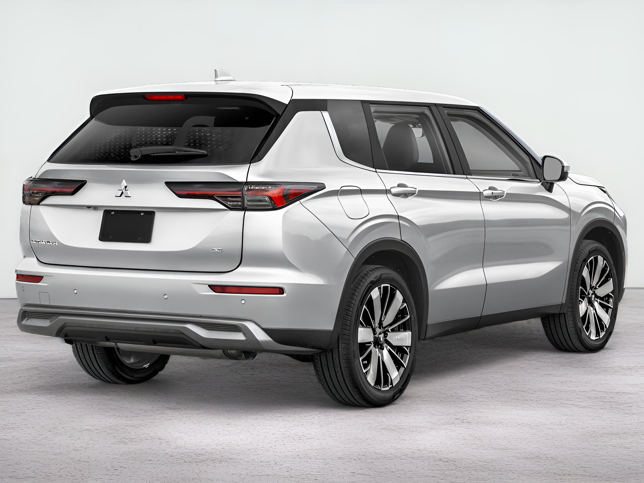 2025 Mitsubishi Outlander SE