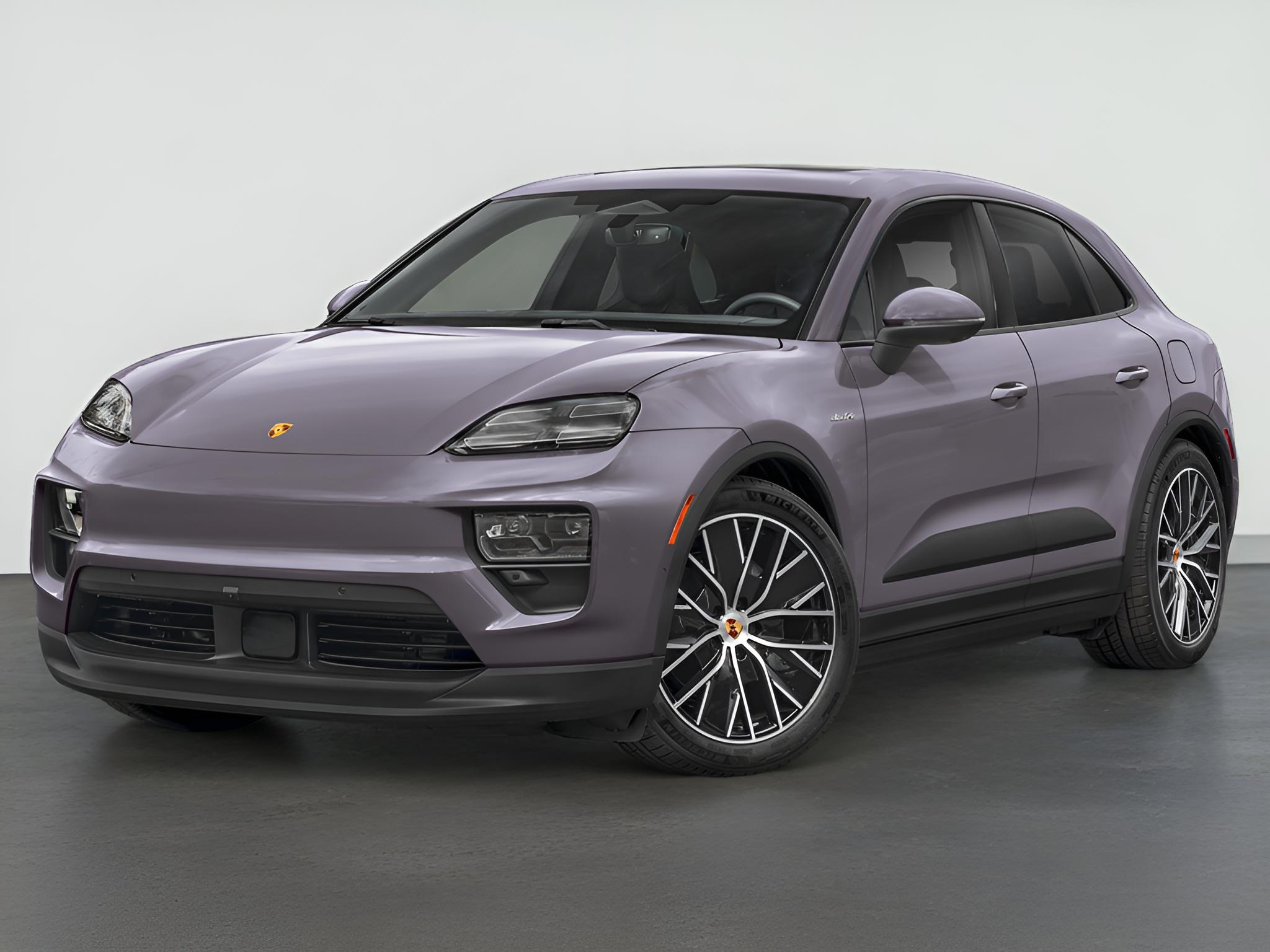 2025 Porsche Macan Base