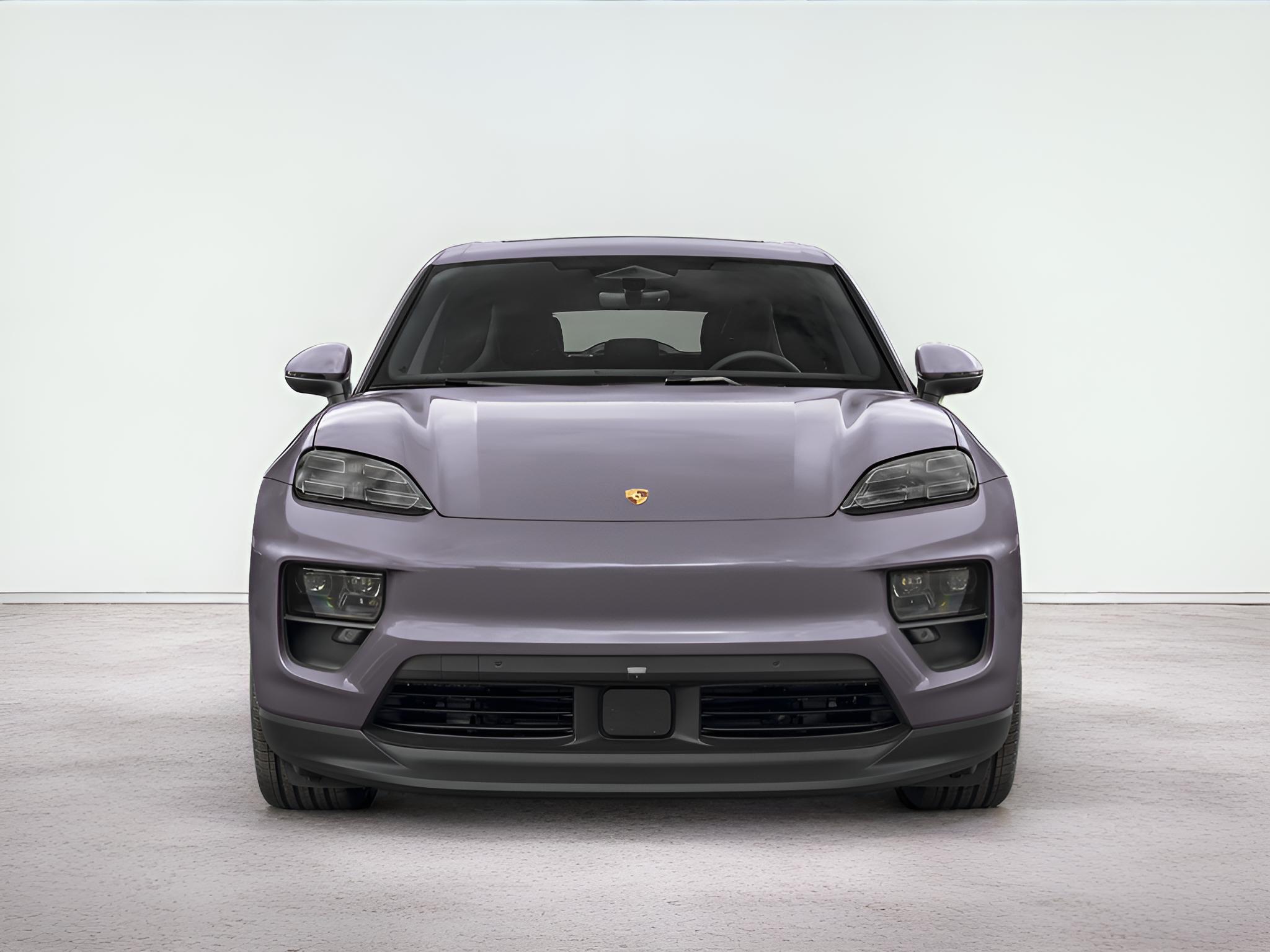 2025 Porsche Macan Base