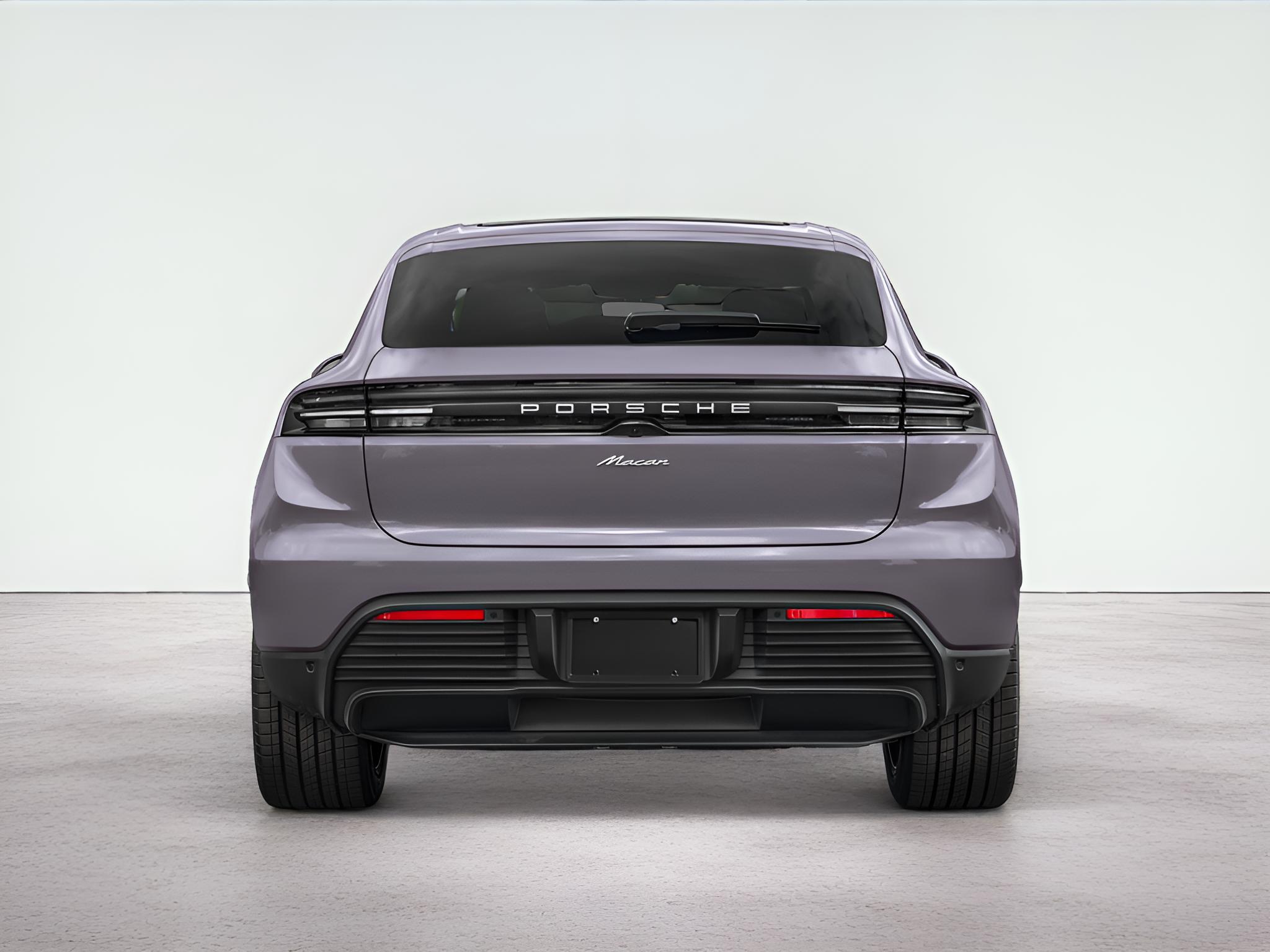 2025 Porsche Macan Base
