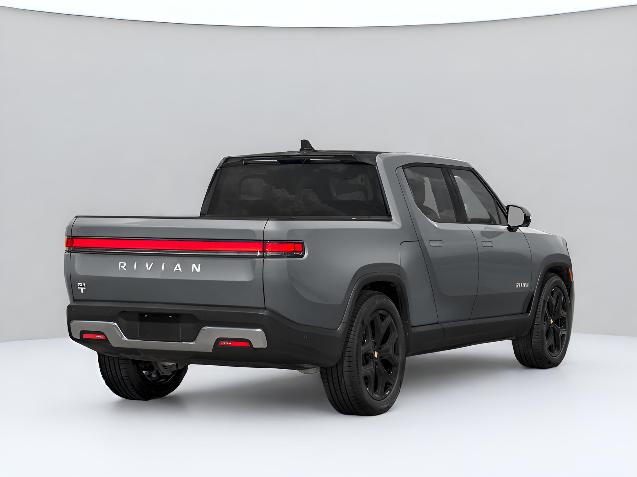 2025 Rivian R1T Premium Tri Motor Max Pack