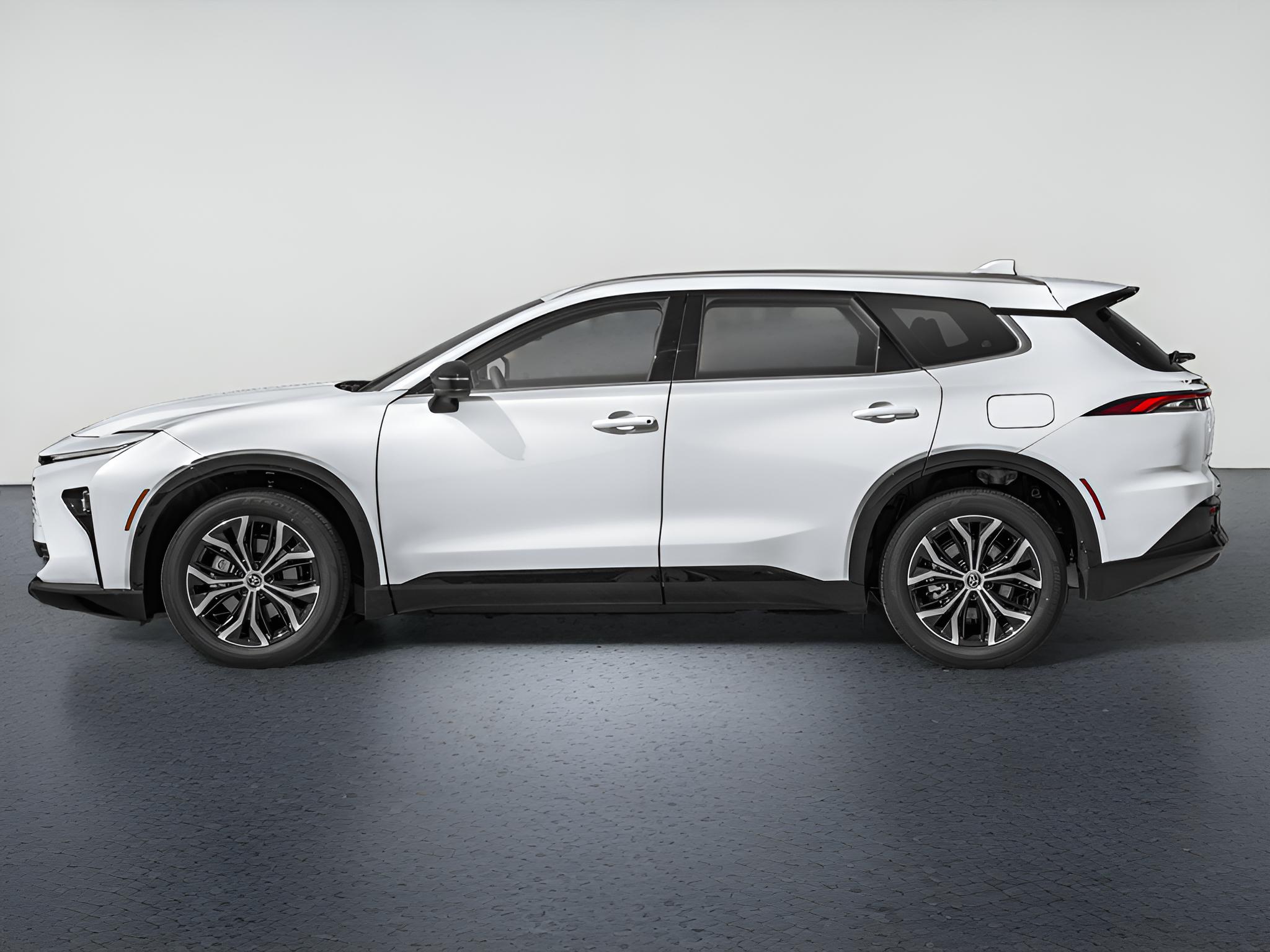 2025 Toyota Crown Signia Base