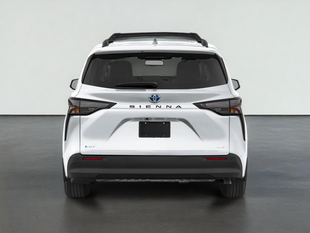 2025 Toyota Sienna XLE 8 Passenger