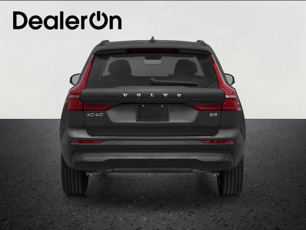 2023 Volvo XC60 B5 Plus Dark Theme