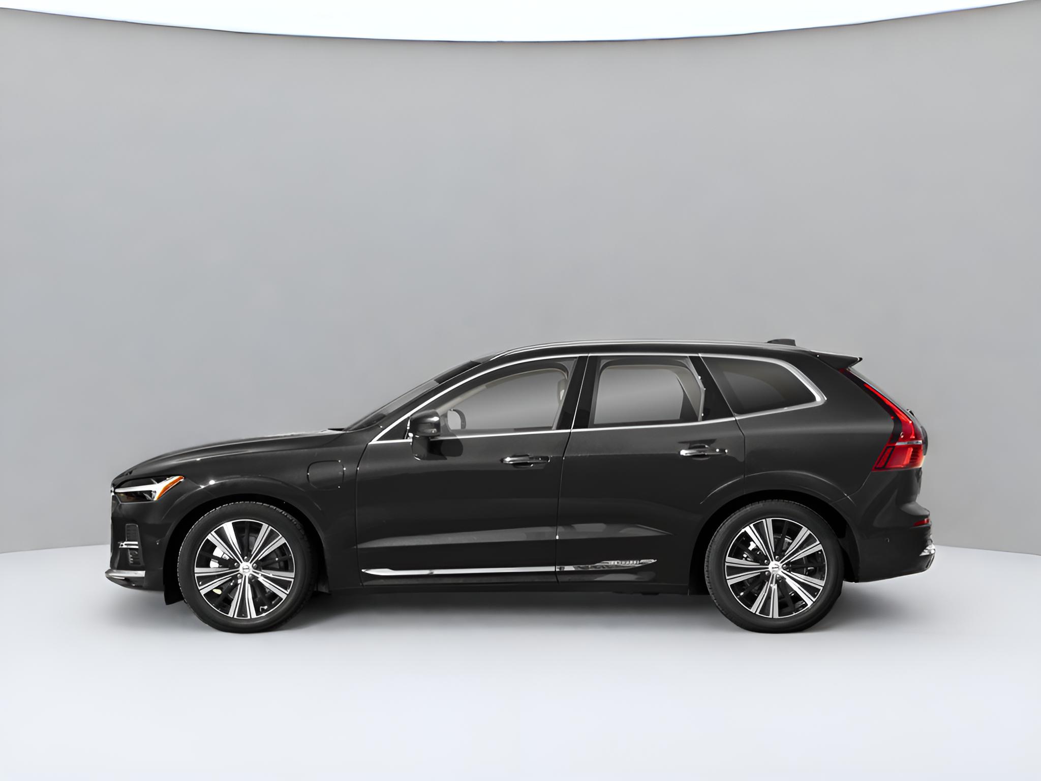 2025 Volvo XC60 Plug-In Hybrid T8 Plus