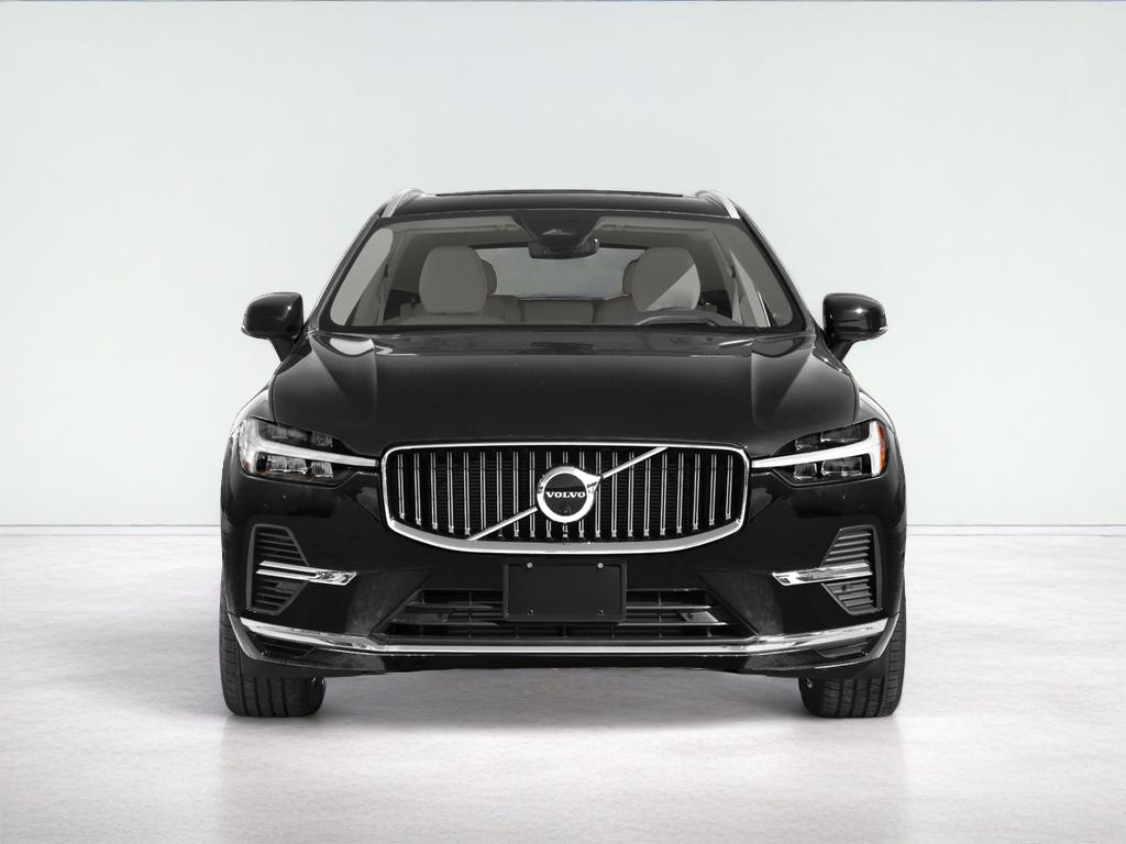 2025 Volvo XC60 Plug-In Hybrid T8 Plus
