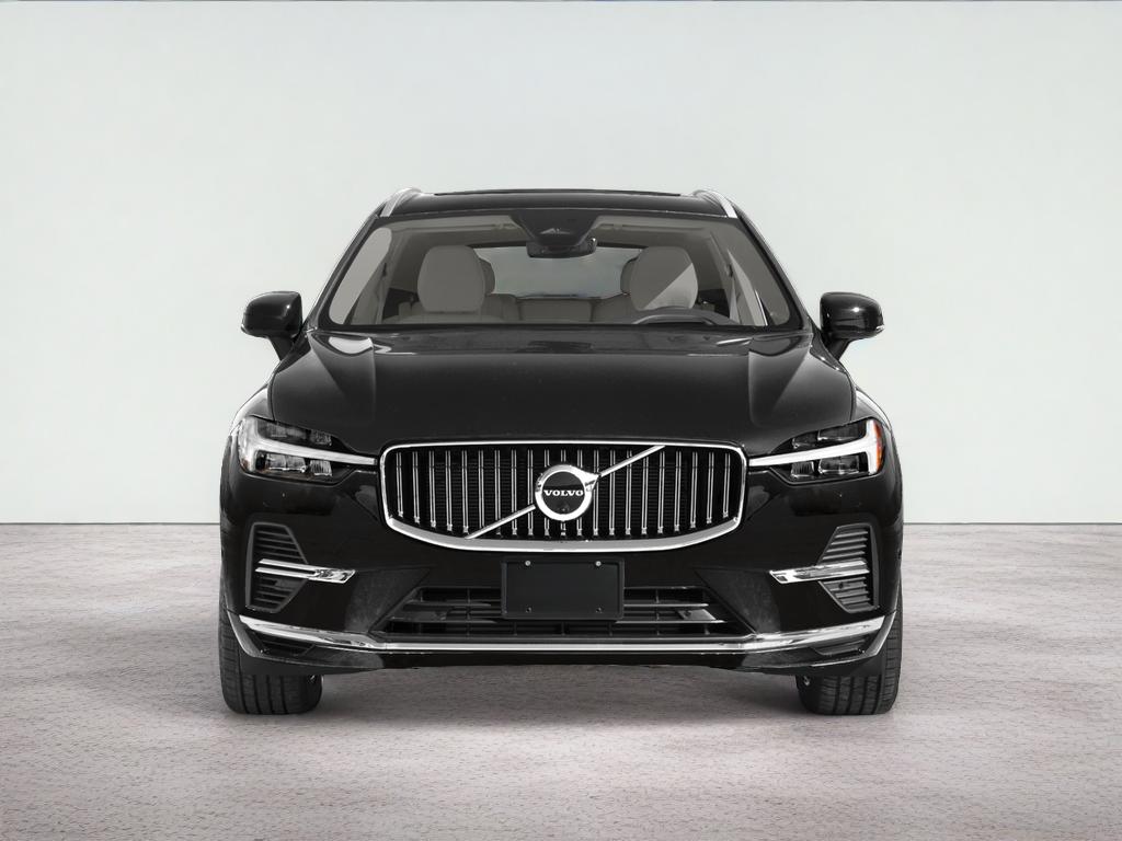 2025 Volvo XC60 Plug-In Hybrid T8 Plus