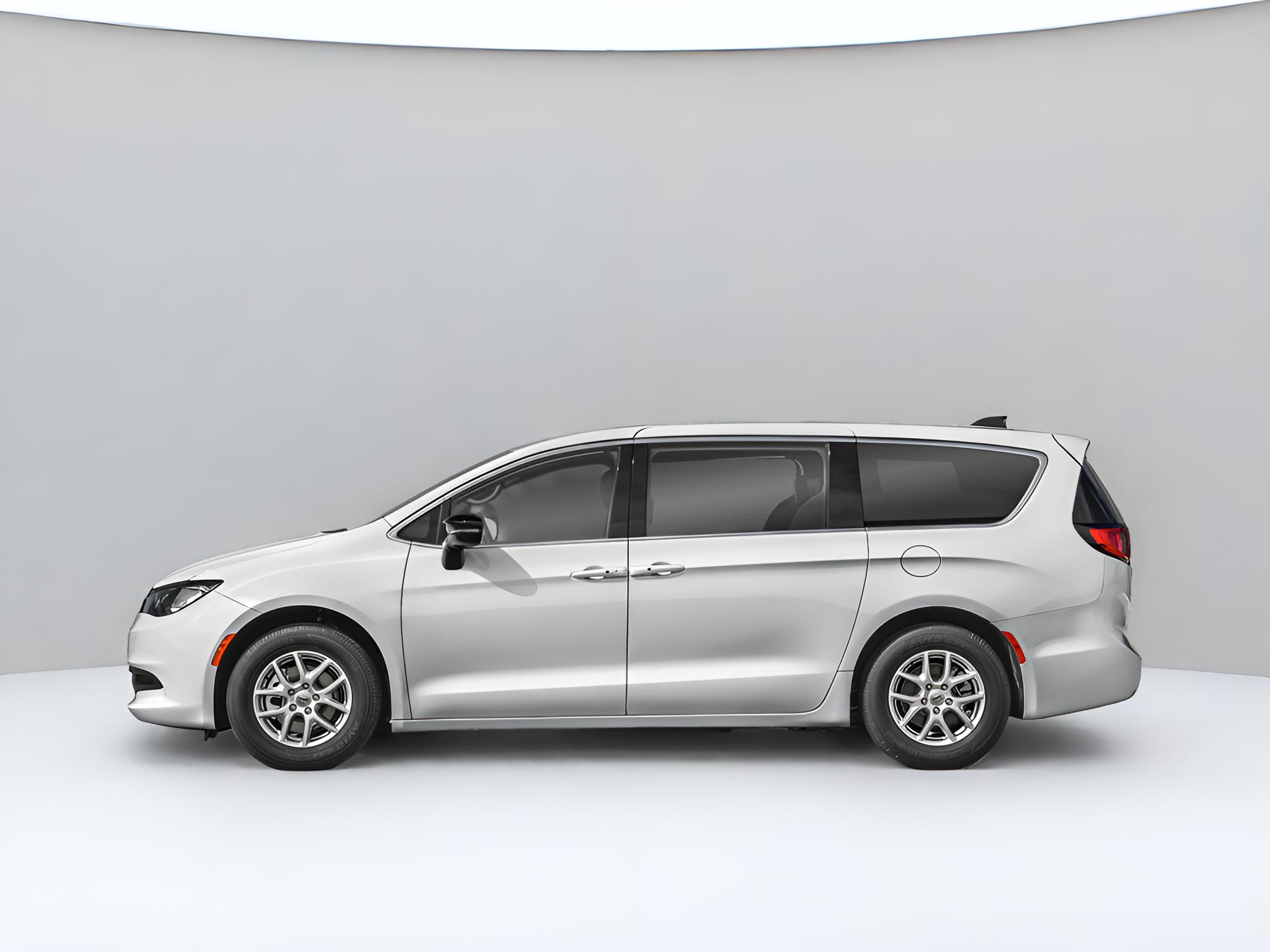 2026 Chrysler Voyager LX