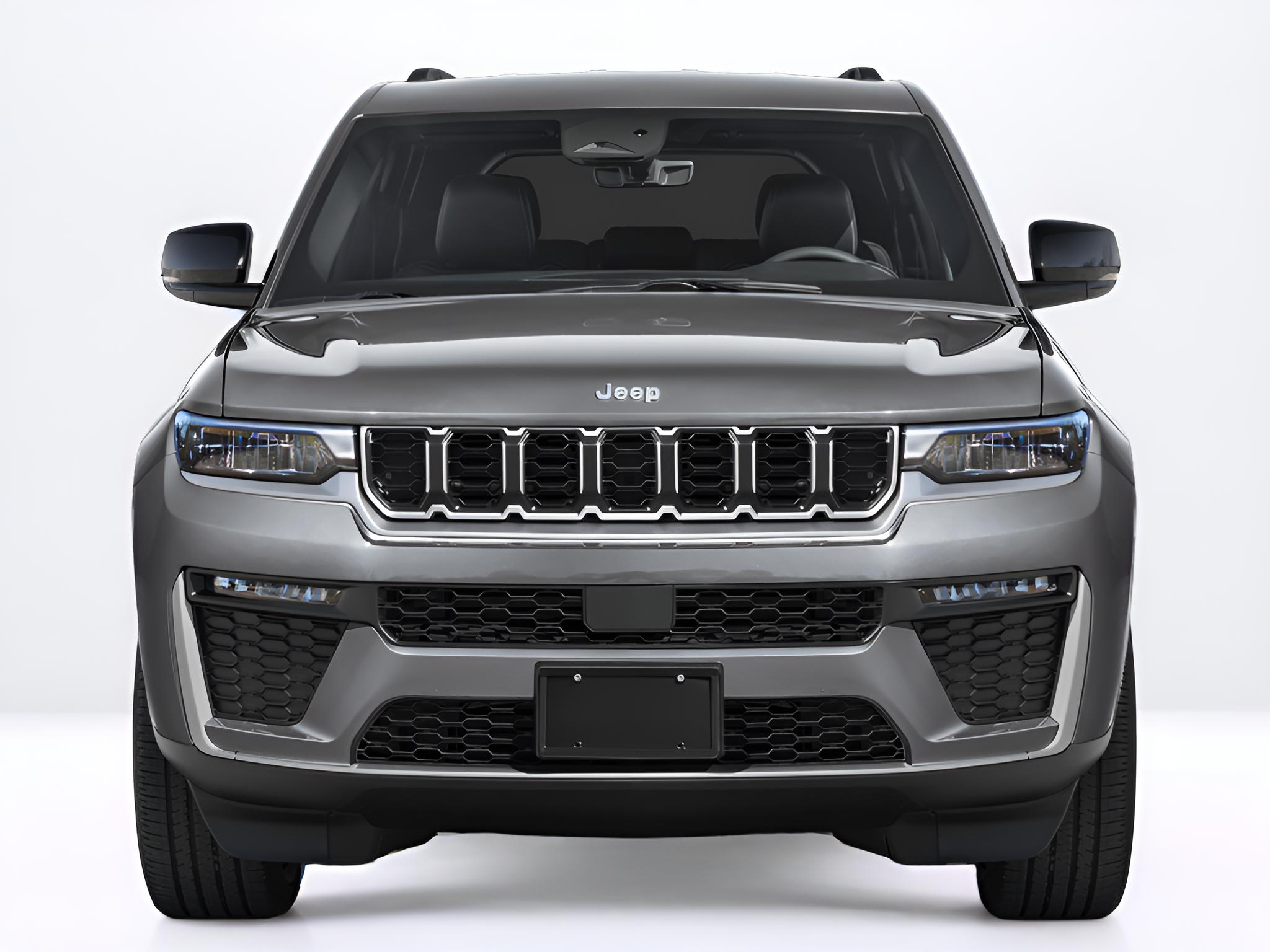 2026 Jeep Grand Cherokee Laredo Altitude