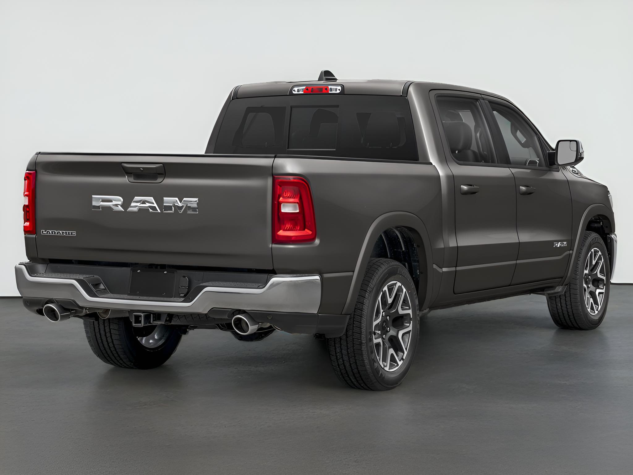 2026 RAM 1500 RAM 1500 LARAMIE CREW CAB 4X4 5'7' BOX