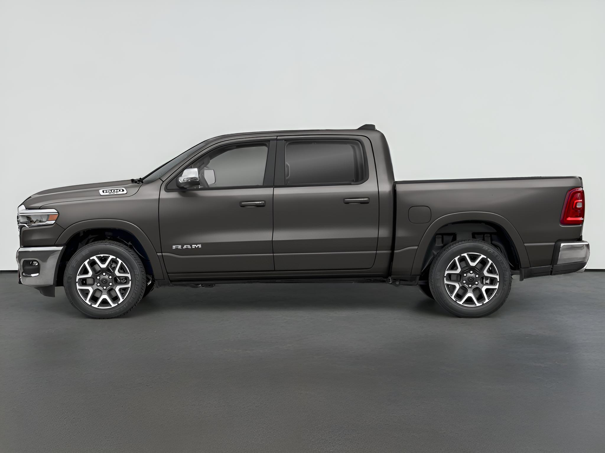 2026 RAM 1500 RAM 1500 LARAMIE CREW CAB 4X4 5'7' BOX