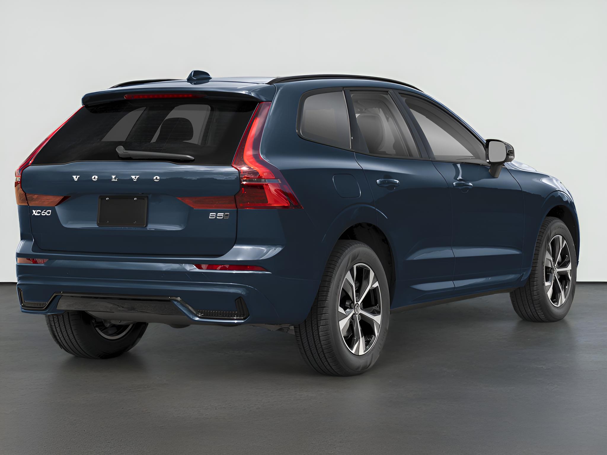 2026 Volvo XC60 B5 Plus