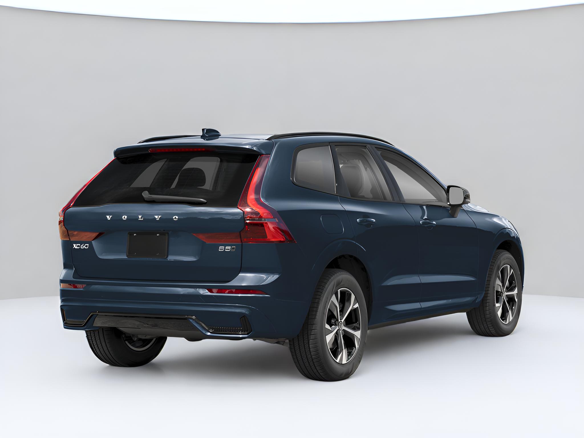 2026 Volvo XC60 B5 Plus