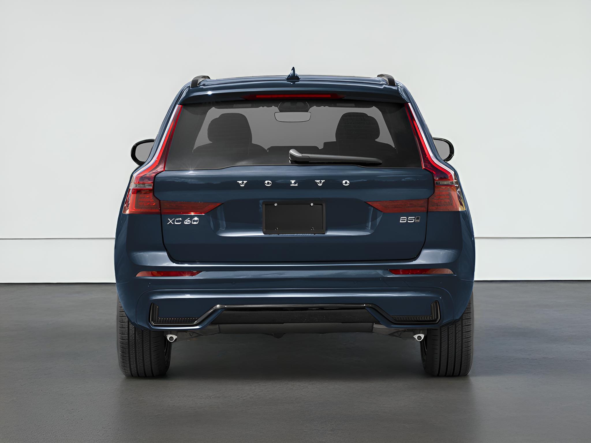 2026 Volvo XC60 B5 Plus