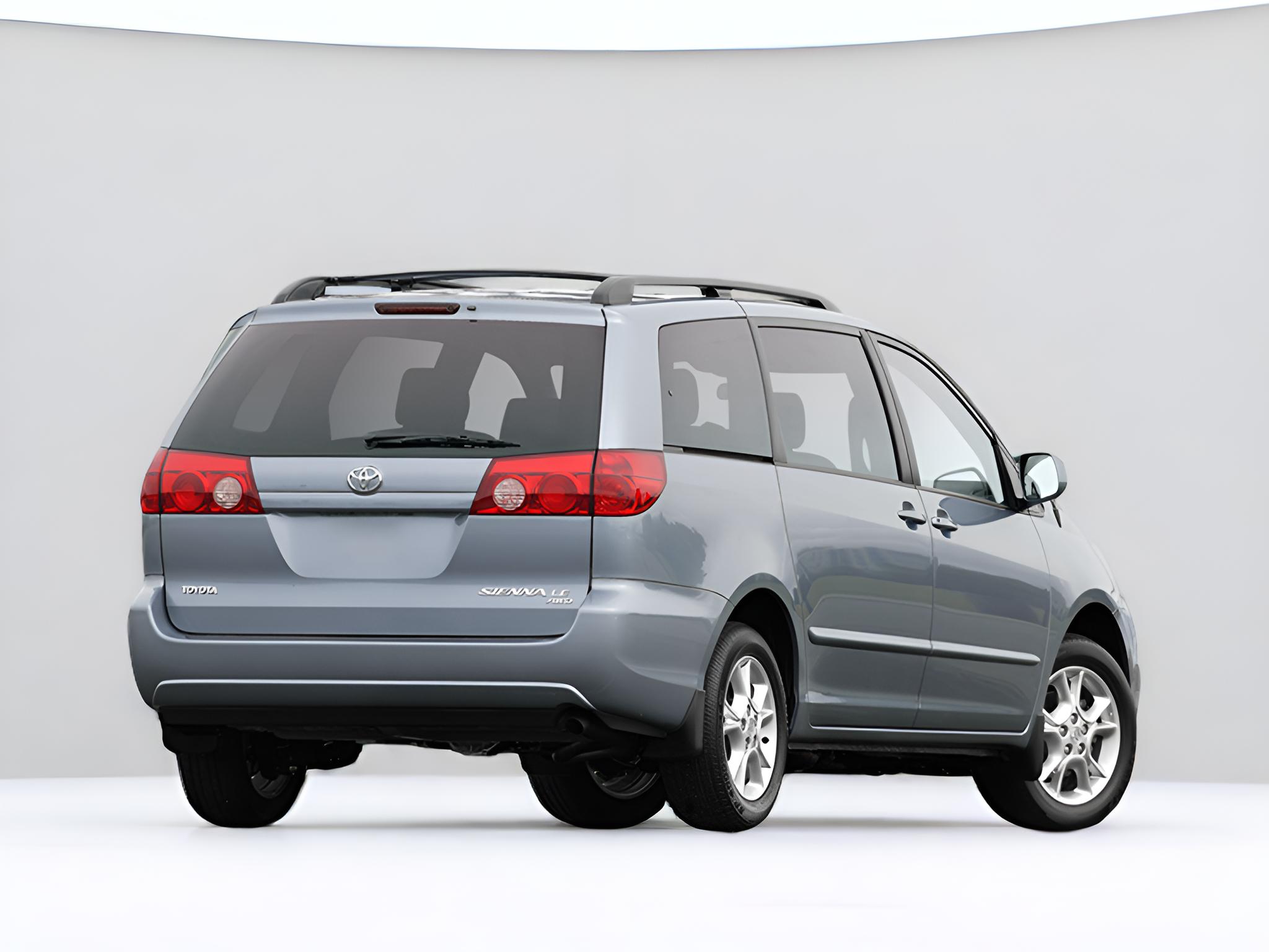 2008 Toyota Sienna Base